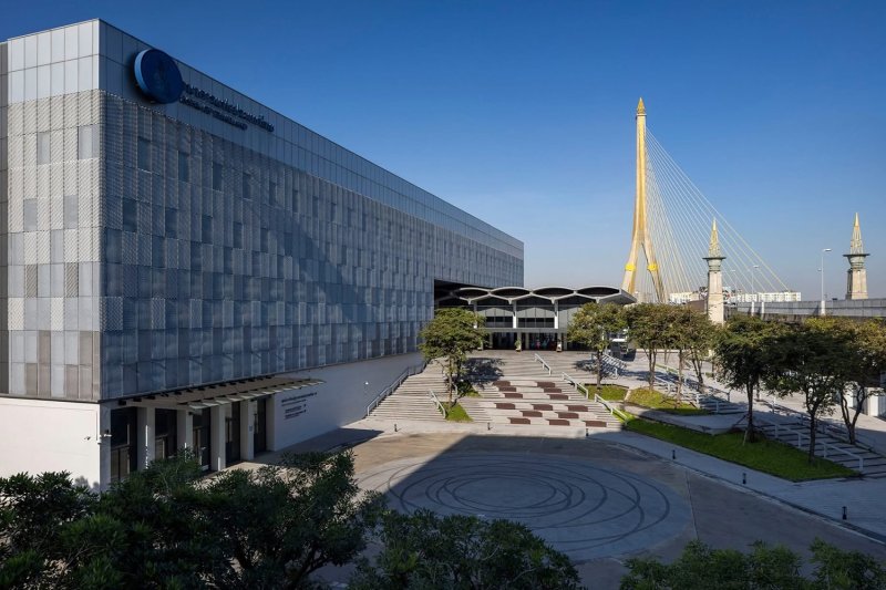 Bank of Thailand leaves interest rate unchanged