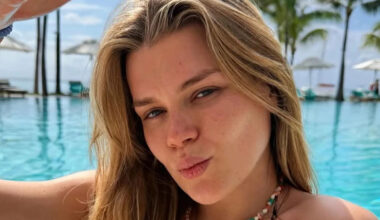 Grace Kelly's lookalike granddaughter, 27, enjoys a sun-drenched beach vacation