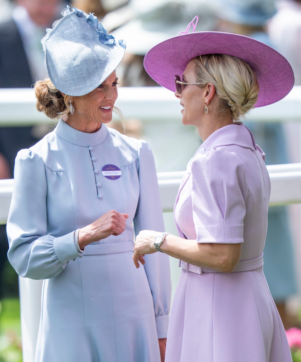 Royal Ascot 2026: Day 1 - Royalty ascot, england june 16: zara tindall and harriet sperling on day one of royal ascot 2026 at ascot racecourse on june 16, 2026 in ascot, england. (photo by mark cuthbert/uk press via getty images)