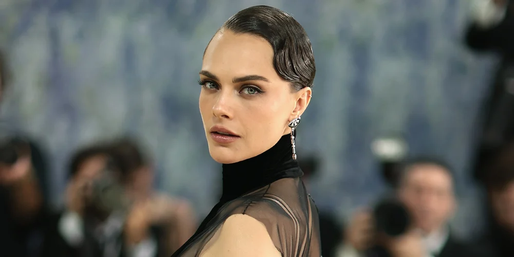 Cara Delevingne's 'Call Her Daddy' Highlights: Her Drugs of Choice, How She Really Felt About Victoria's Secret Fashion Show, Her 'Weird Story' with Candice Swanepoel, & More - Page 7 of 7 - Just Jared - Celebrity News and Gossip