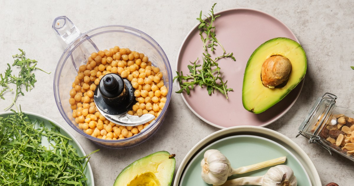 Cardiologist Shares 5 Foods To Lower LDL Cholesterol That She Eats Daily
