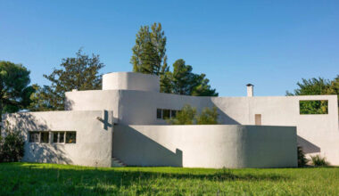luca pronzato to open casa ideale, a pop-up hotel in a 1970s arles villa