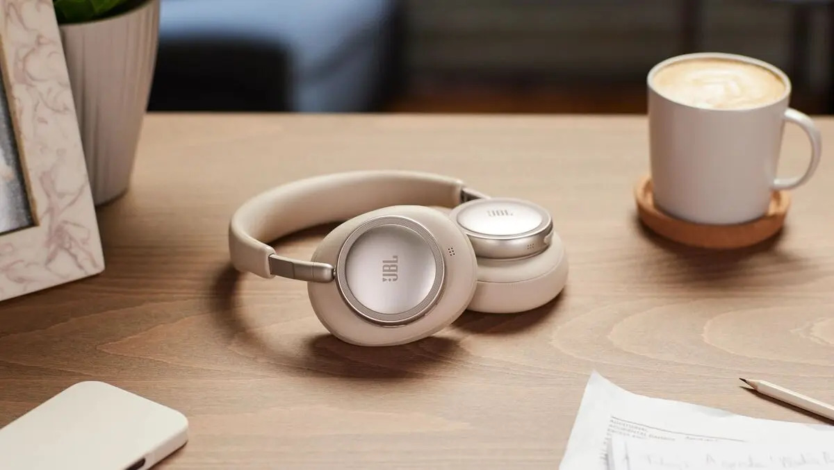 JBL launches Live 780NC & 680NC headphone models in NZ