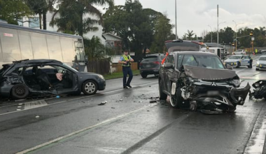 'It happened so fast': Driver reacts after West Auckland crash
