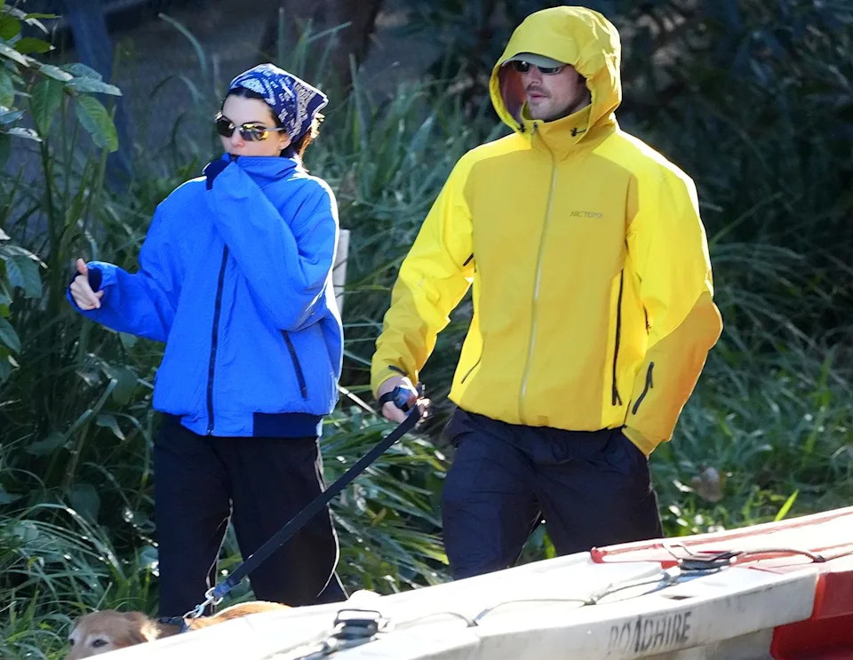 Kendall Jenner and Jacob Elordi walking a dog in Byron BayCredit: backgrid