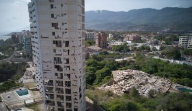 Venezuelans search for survivors after 2 strong quakes kill at least 188
