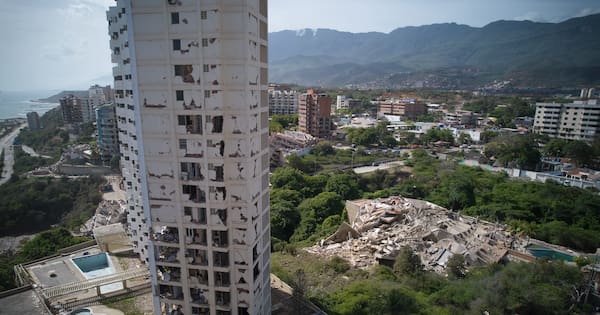 Venezuelans search for survivors after 2 strong quakes kill at least 188