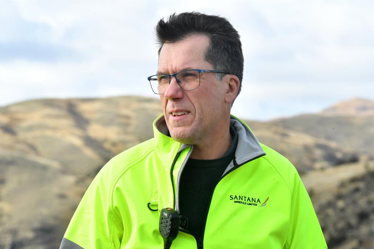 Santana's fast-track application for gold mine paused
