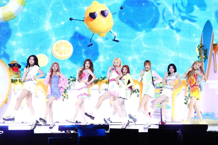 Members of K-pop girl group Hearts2Hearts, from left, Carmen, Stella, A-na, Jiwoo, Ian, Ye-on, Juun and Yuha, perform 'Lemon Tang,' the group's new release during a press event at Blue Square in Yongsan District, Seoul, Monday. Yonhap