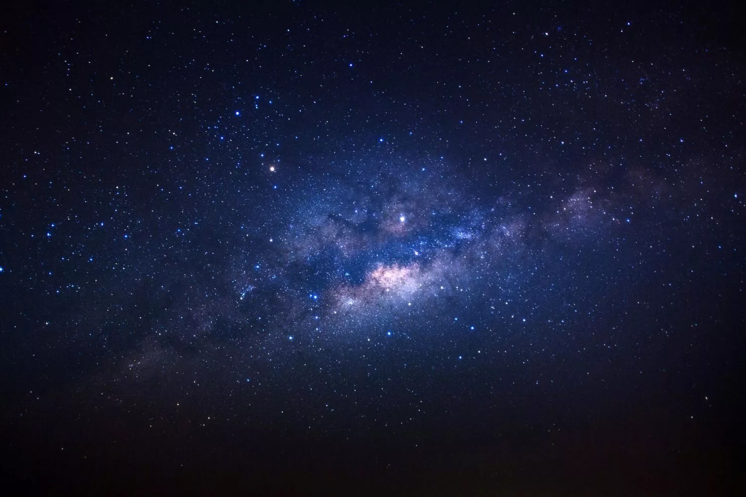 Massive gas reservoir found in one of the earliest galaxies