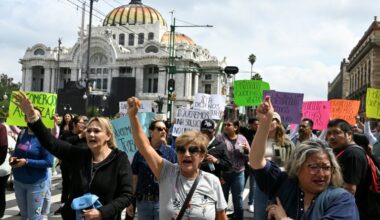 Protesters block road to Mexican World Cup stadium