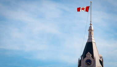 Bank of Canada to Hold Interest Rates as Prices Rise But Economy Wobbles