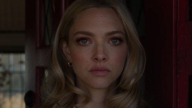 Amanda Seyfried Finally Weighs In on Sydney Sweeney Controversy