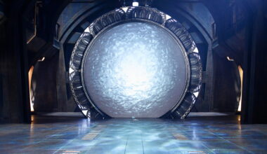 Fans Rallying To Save Scrapped "Stargate"