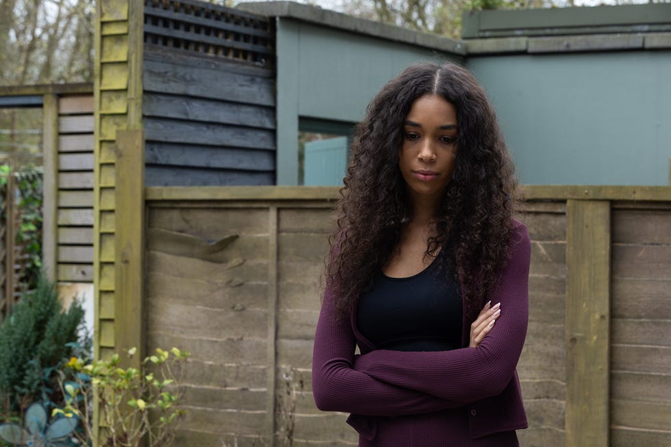 vicky grant, hollyoaks