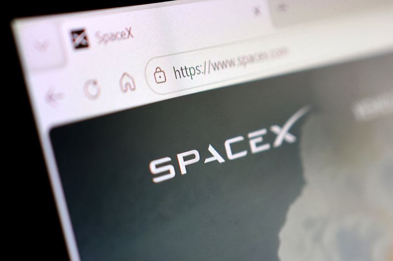 SpaceX aims to launch orbital AI computing tests by end of next year, sources say