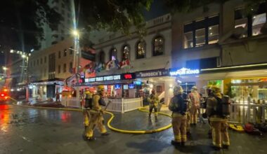 Emergency crews tackle fire at tavern in Auckland CBD