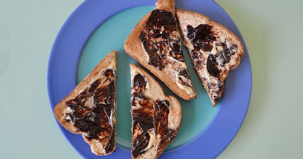 Is a new reduced-salt Vegemite Kids good for children?