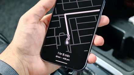Close-up of Power Saving Mode in Google Maps on a Pixel 10 device