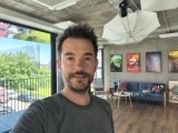 Selfie samples, main camera (1x) - 25mm, f/1.7, ISO 445, 1/100s (4096x3072px) - Motorola Razr 70 review