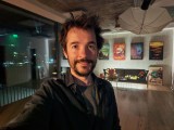 Selfie samples, rear main camera (1x) - 23mm, f/1.6, ISO 500, 1/14s (4096x3072px) - Honor Magic V6 review