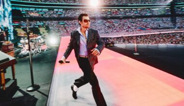 Harry Styles pays tribute to David Hockney and reflects on One Direction days as he kicks off record-breaking Wembley run
