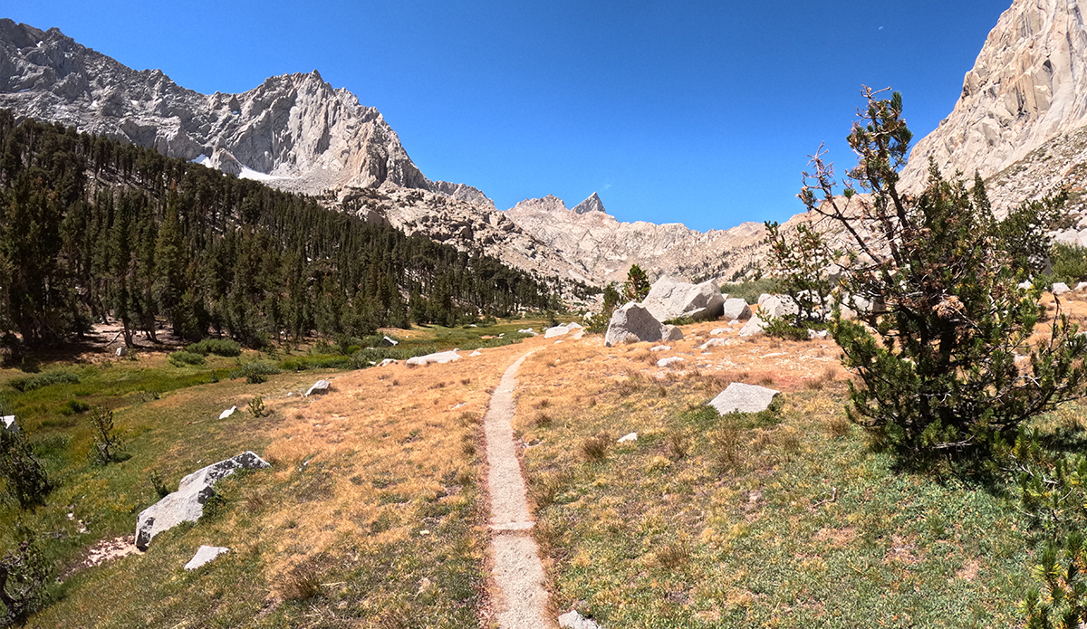 Strava Dives Into the Hiking-App Market