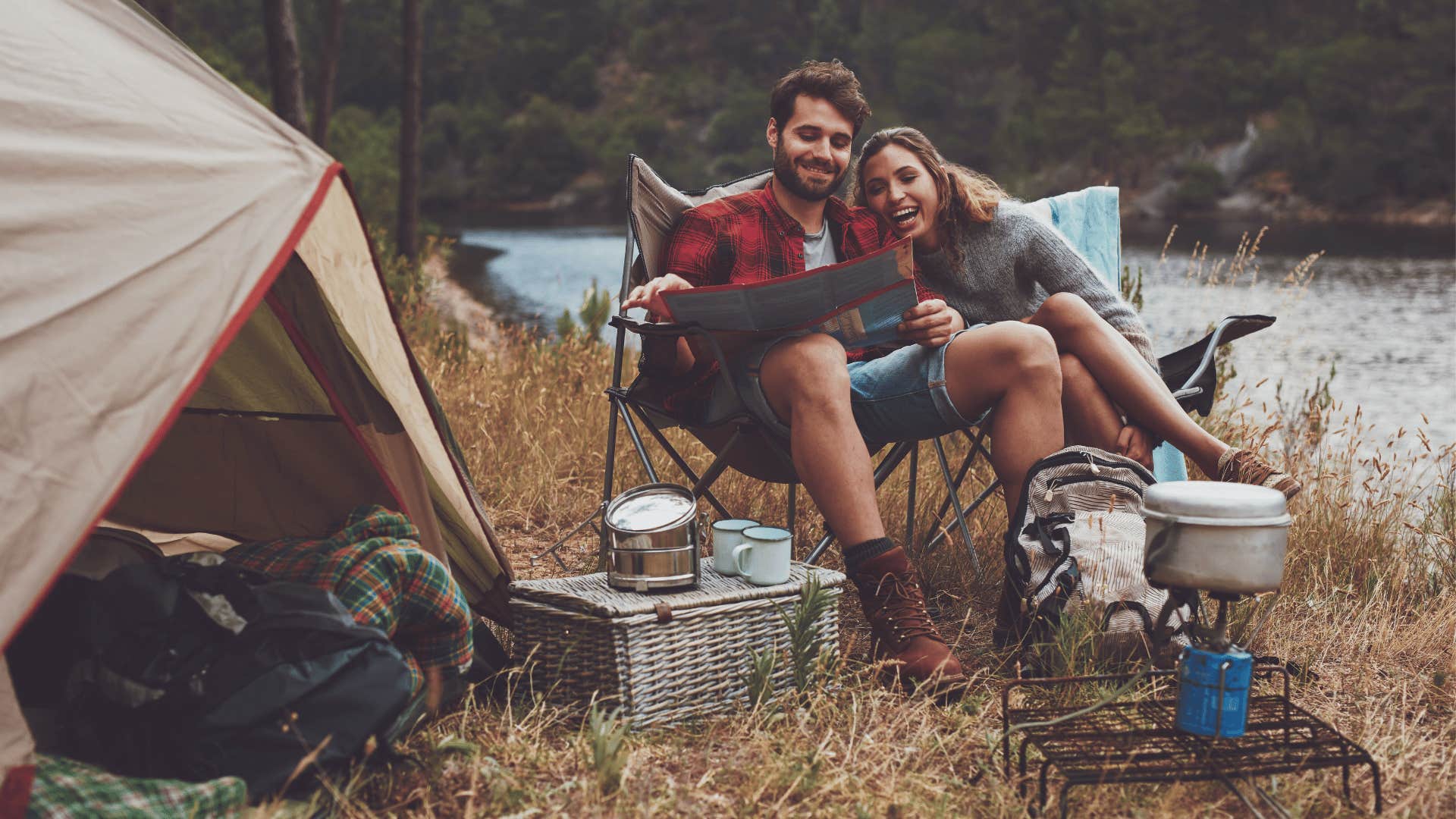 couple enjoying camping and protecting their mental health