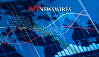 New Zealand Shares Rise; Westpac NZ Renews 11-Year Loyalty Partnership With Air New Zealand