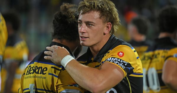 Hurricanes get backline boost for grand final clash with Chiefs