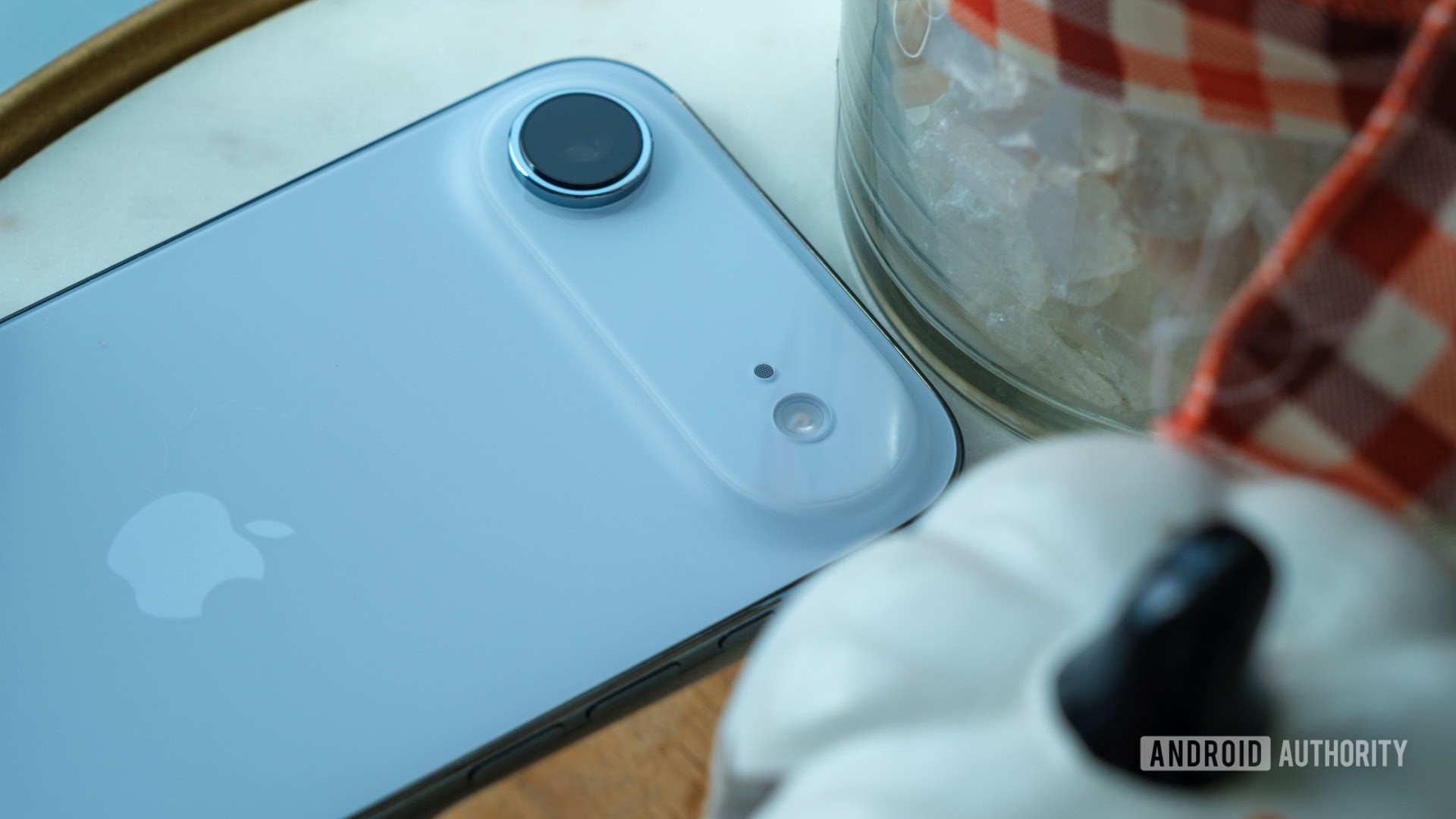 iPhone Air camera peninsula iPhone Air camera peninsula