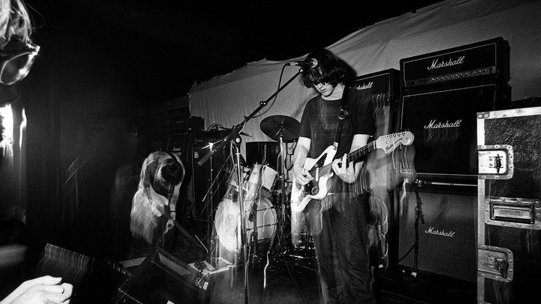 My Bloody Valentine performs in London in 1990