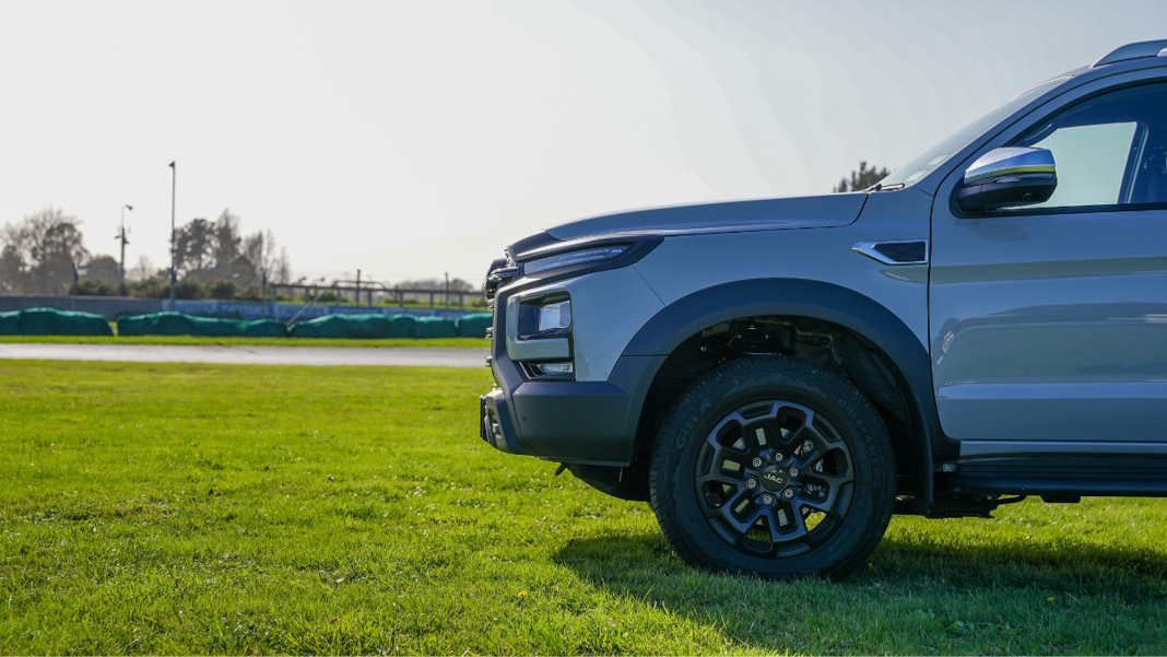 Jac T9 PHEV.