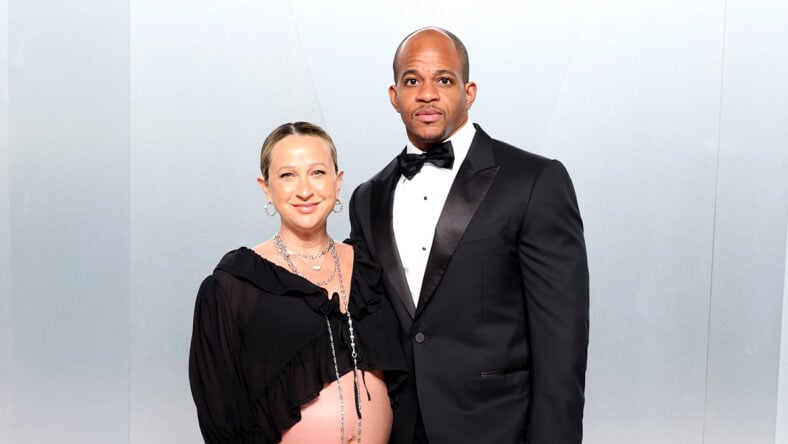 Jennifer Meyer and Geoffrey Ogunlesi on the red carpet