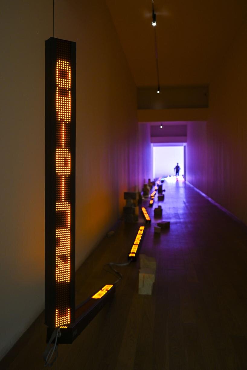 jenny holzer leverages the plasticity of language to create powerful visual messaging - 6