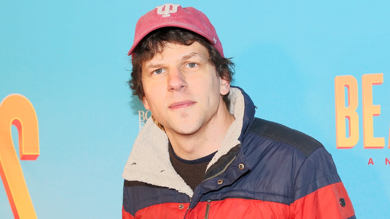 Jesse Eisenberg Turned Down The Social Reckoning Because He Has Problems With Mark Zuckergberg, Aaron Sorkin Says