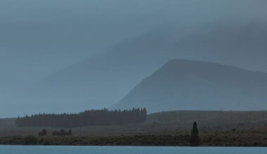 Search to resume for man reported missing in Lake Tekapo