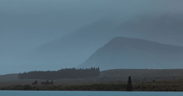 Search to resume for man reported missing in Lake Tekapo