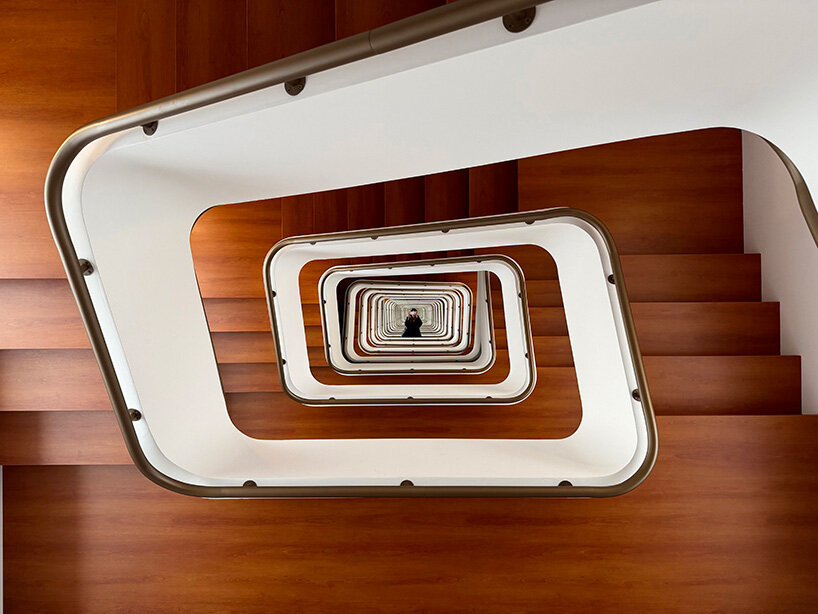 leandro erlich fills paris's grand palais with immersive illusions that challenge reality - 4