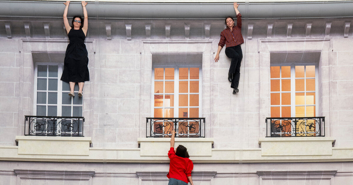leandro erlich fills paris's grand palais with immersive illusions that challenge reality