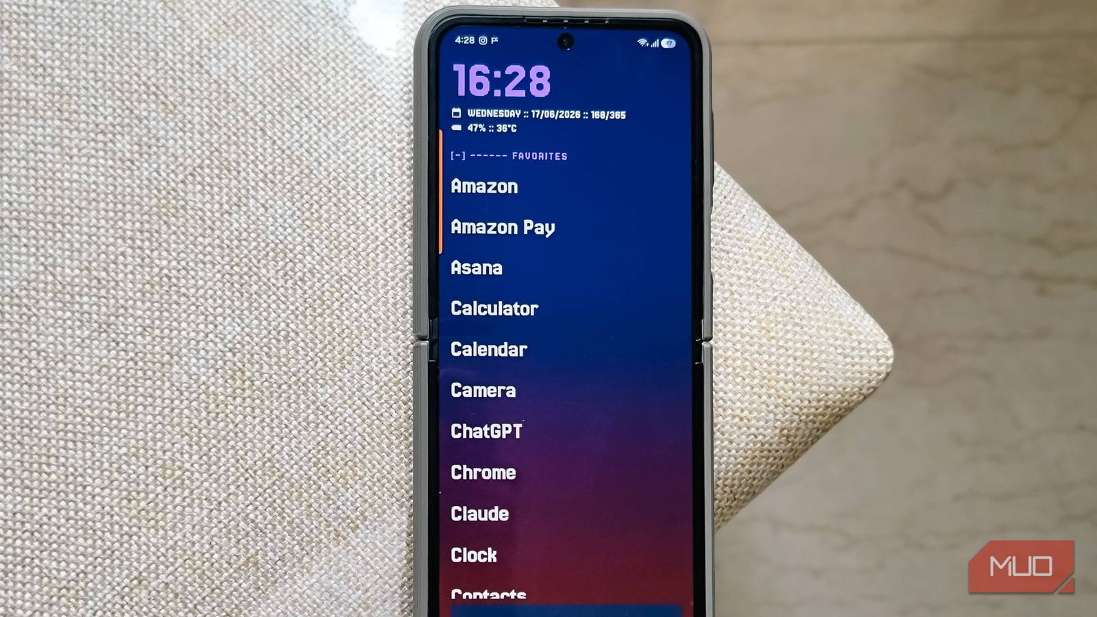 I switched from Niagara to a launcher that costs nothing, requires no account, and looks great