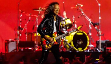 Metallica’s Kirk Hammett falls from stage days after Taylor Swift T-shirt backlash