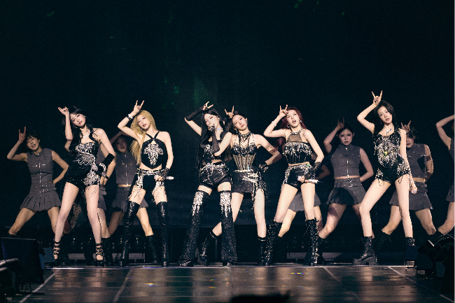 Babymonster performs during “Choom,” held at Jamsil Indoor Stadium in Songpa-gu, southern Seoul, Sunday. (YG Entertainment)