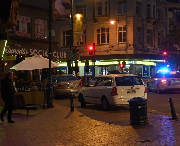 Intoxicated man attacks Dunedin bar manager