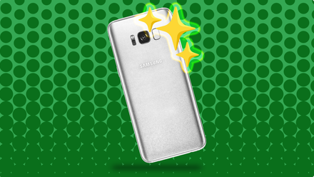 Illustration of an old Android phone sparkling.