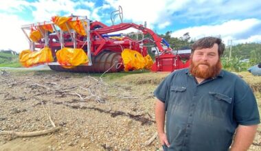 World-first seaweed-eating machine launches in Bay of Islands