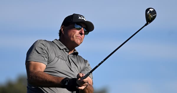 Phil Mickelson kicked out of golf club for inappropriate contact with employee