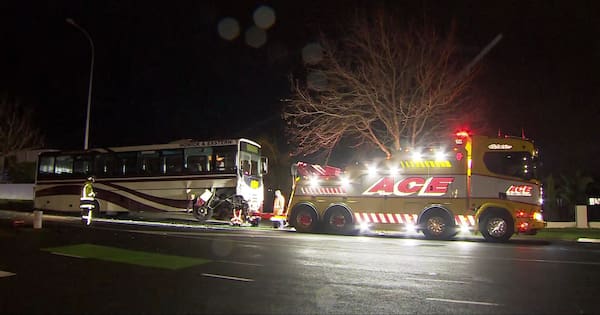School bus involved in three-vehicle crash in east Auckland
