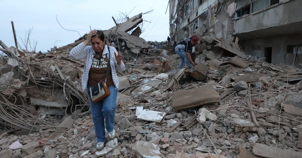 How did Venezuela's deadly 'doublet' earthquakes happen?