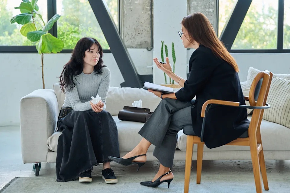 Patient talking with a therapist, showing what effective anxiety treatment can look like
